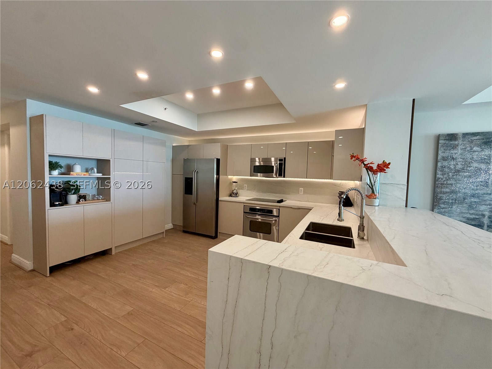 3330 NE 190th St #2711, Aventura FL 33180