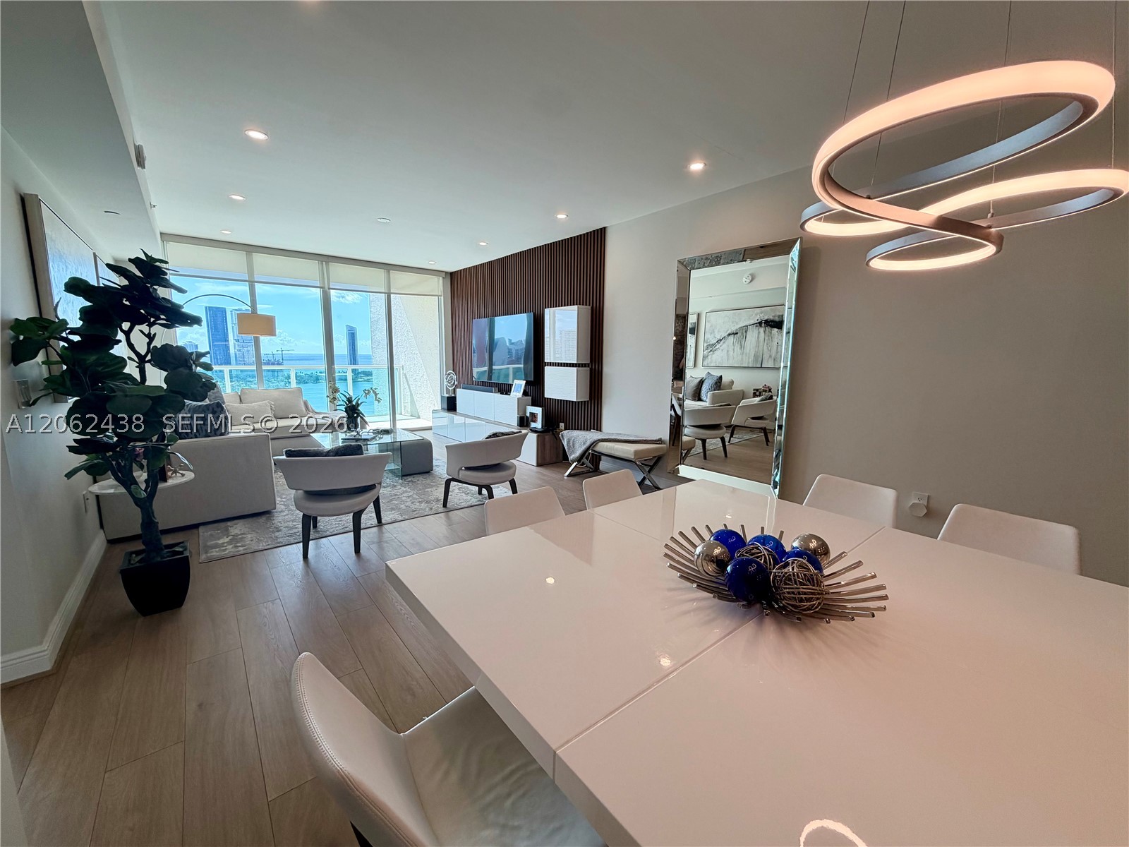 3330 NE 190th St #2711, Aventura FL 33180