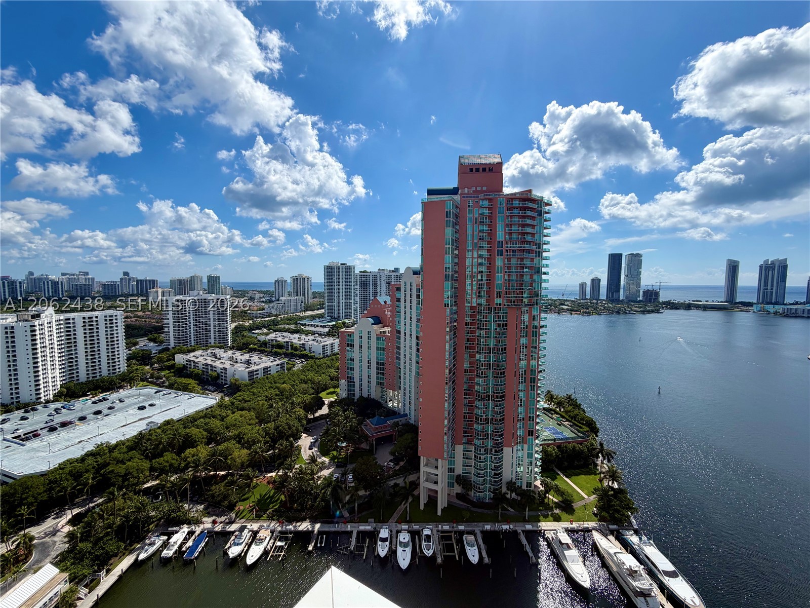 3330 NE 190th St #2711, Aventura FL 33180