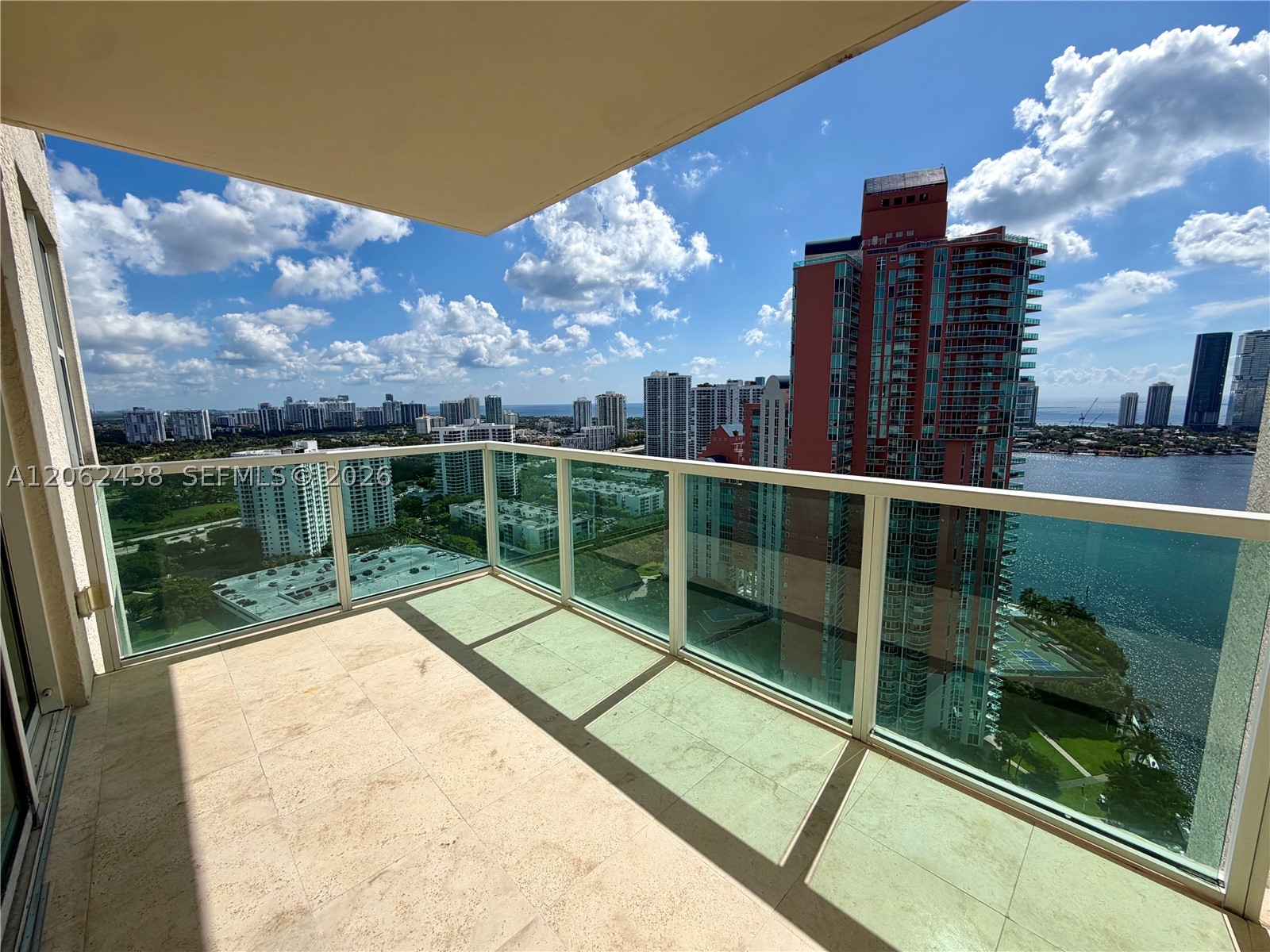 3330 NE 190th St #2711, Aventura FL 33180