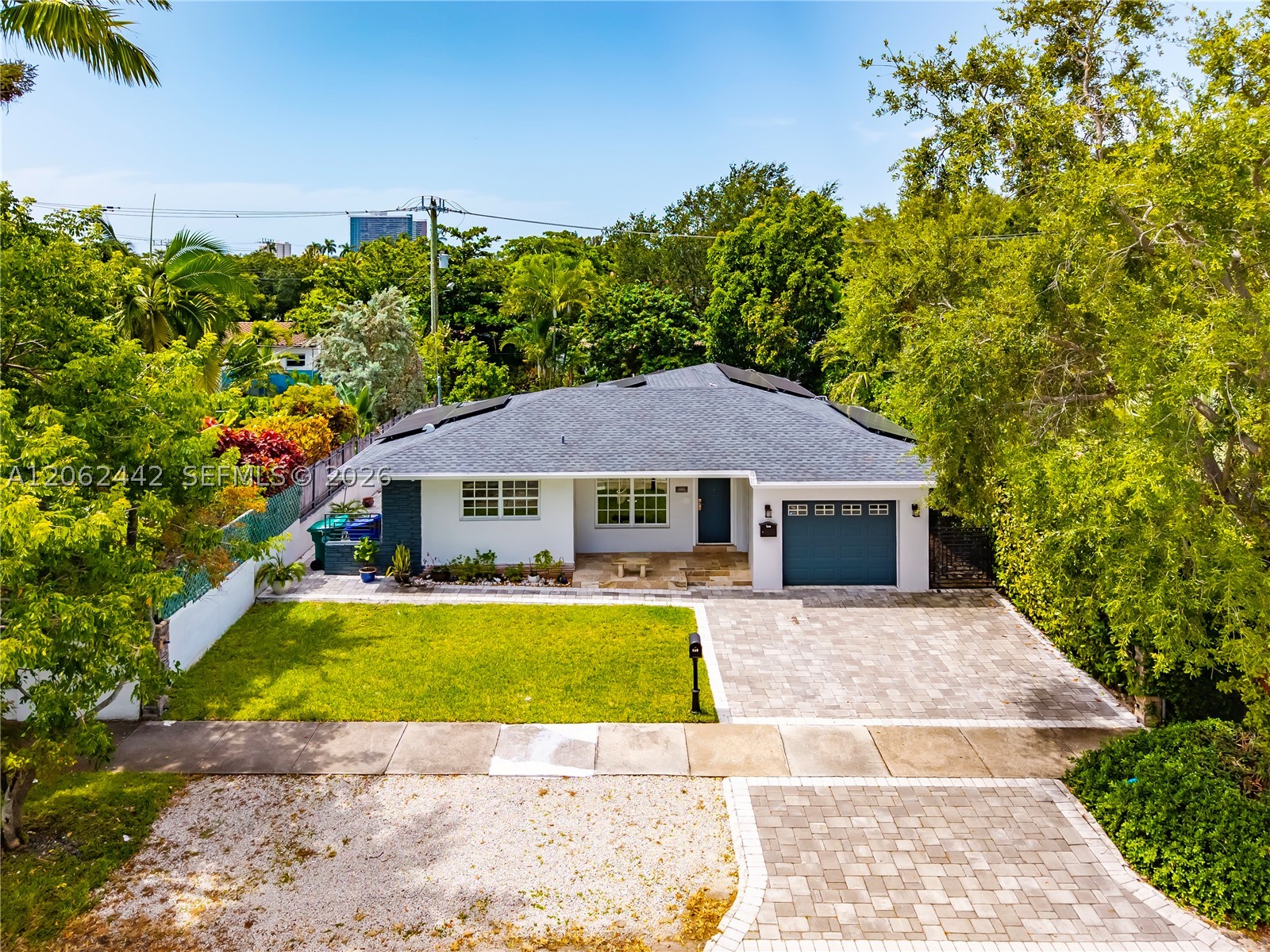 680 NE 81st St #0, Miami FL 33138