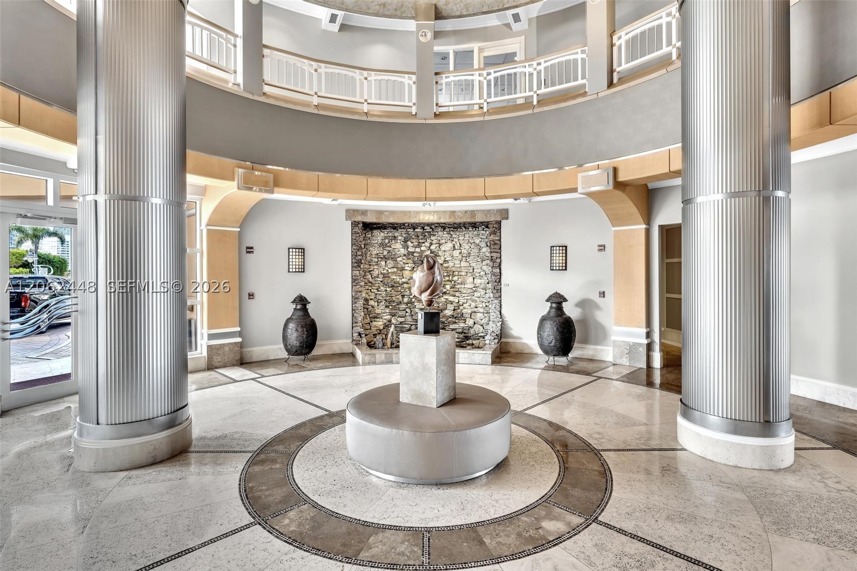 848 Brickell Key Dr #1805, Miami FL 33131