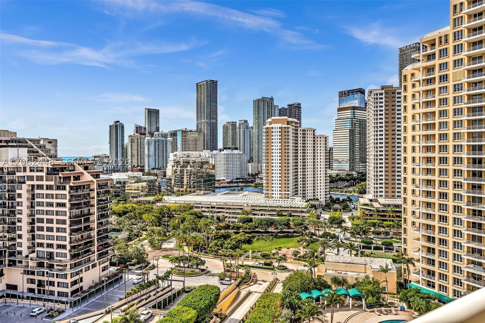848 Brickell Key Dr #1805, Miami FL 33131