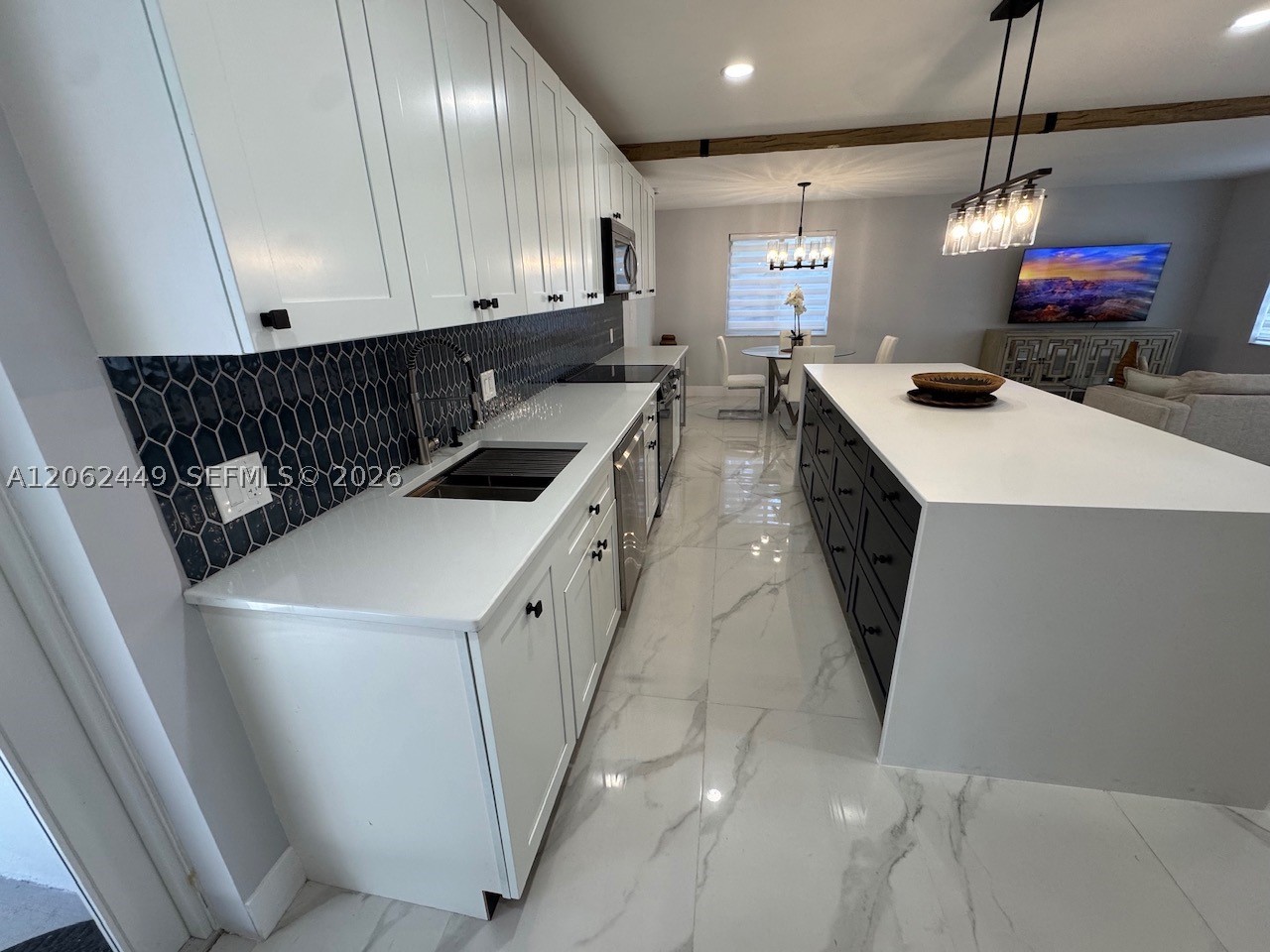 5430 SW 99th Ave, Miami FL 33165