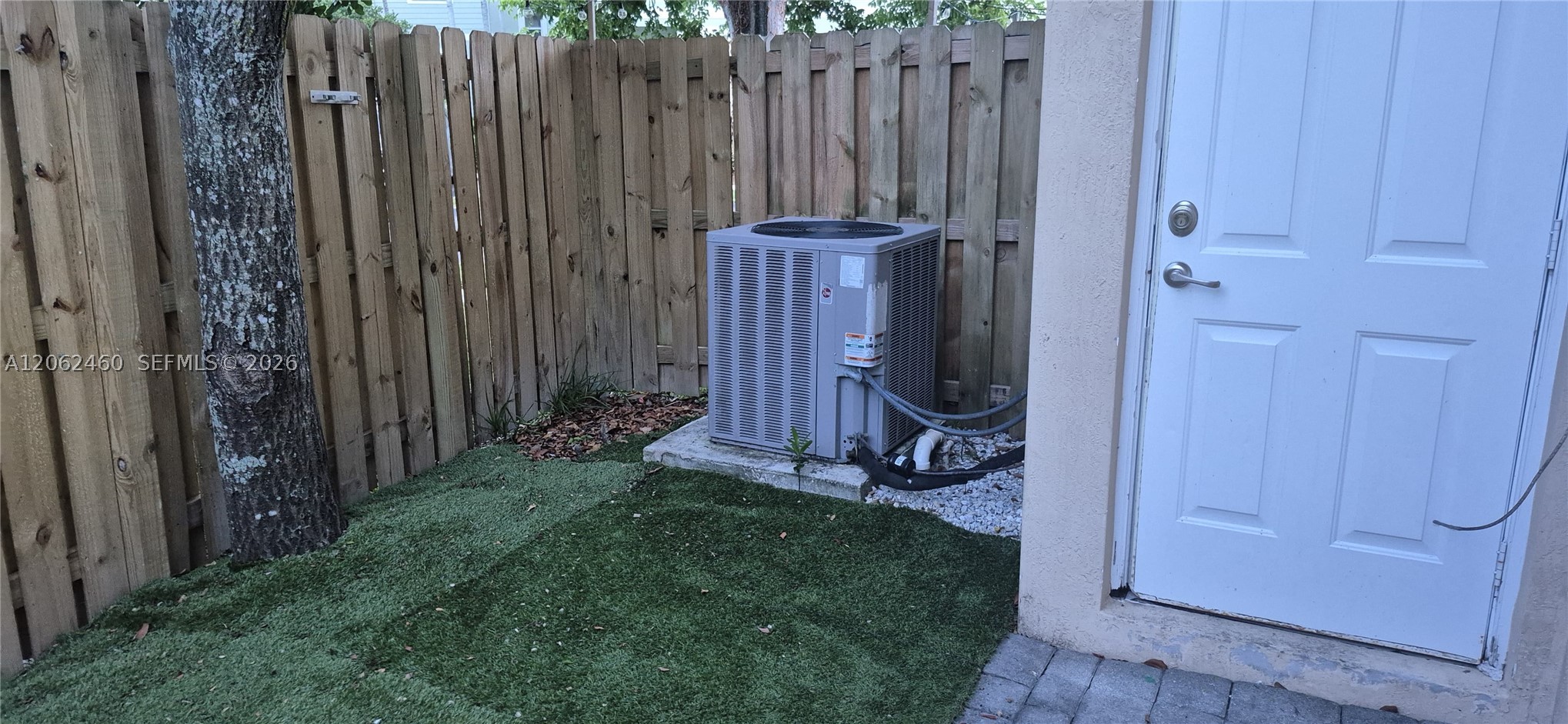 2885 SE 1st Dr #11, Homestead FL 33033