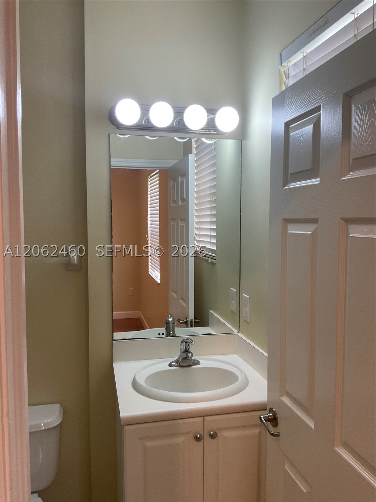 2885 SE 1st Dr #11, Homestead FL 33033