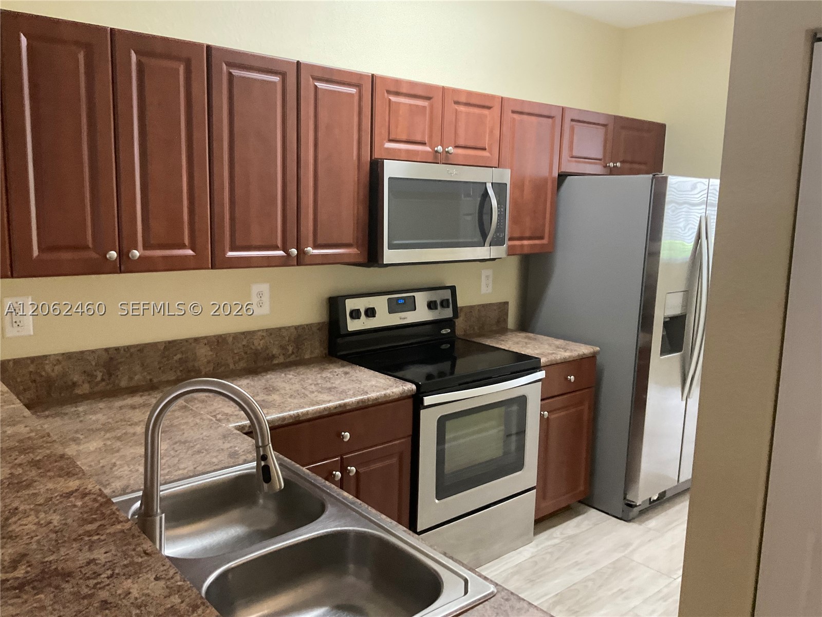 2885 SE 1st Dr #11, Homestead FL 33033