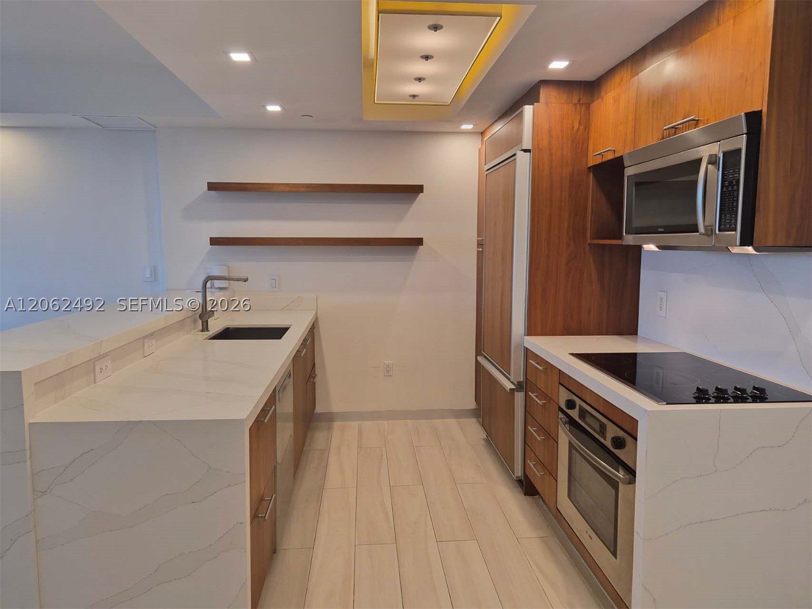 50 Biscayne Blvd #804, Miami FL 33132
