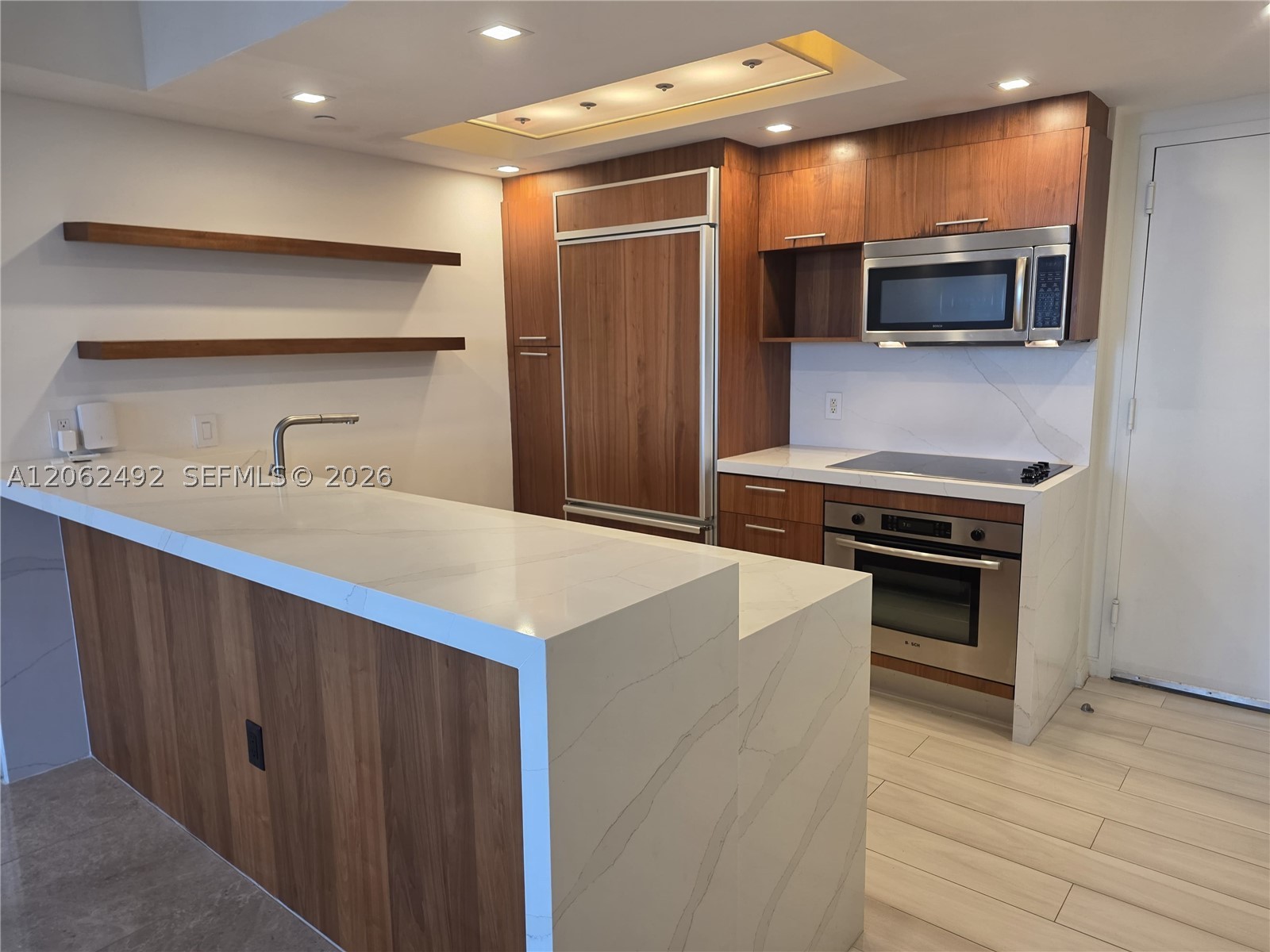 50 Biscayne Blvd #804, Miami FL 33132