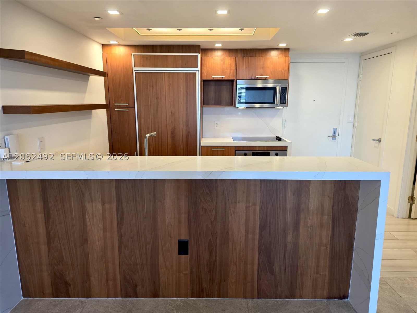 50 Biscayne Blvd #804, Miami FL 33132
