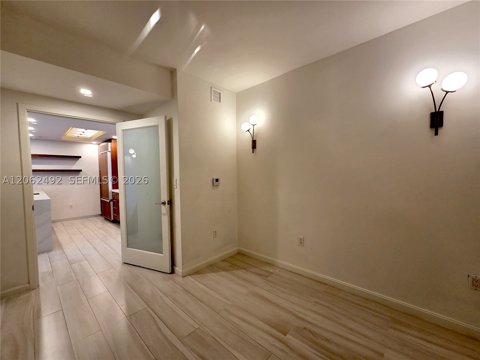 50 Biscayne Blvd #804, Miami FL 33132