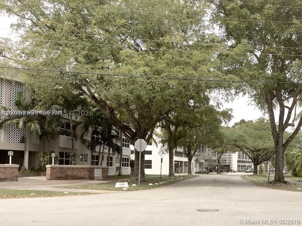 6580 Santona St #A39, Coral Gables FL 33146