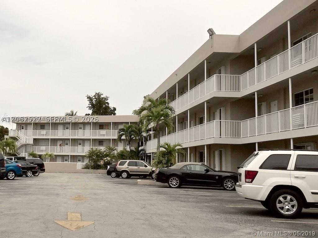 6580 Santona St #A39, Coral Gables FL 33146