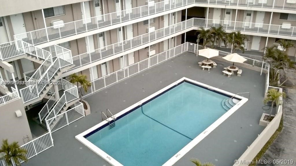 6580 Santona St #A39, Coral Gables FL 33146