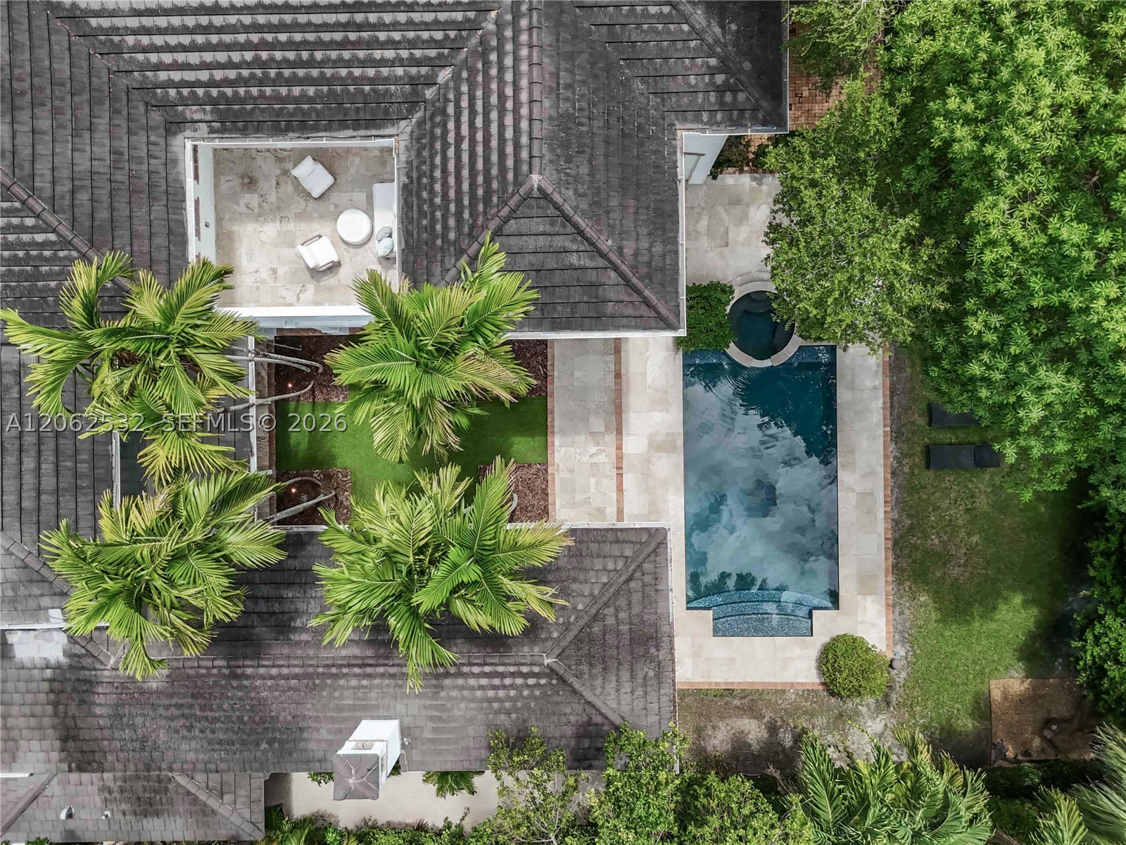 2820 Brickell Ave, Miami FL 33129