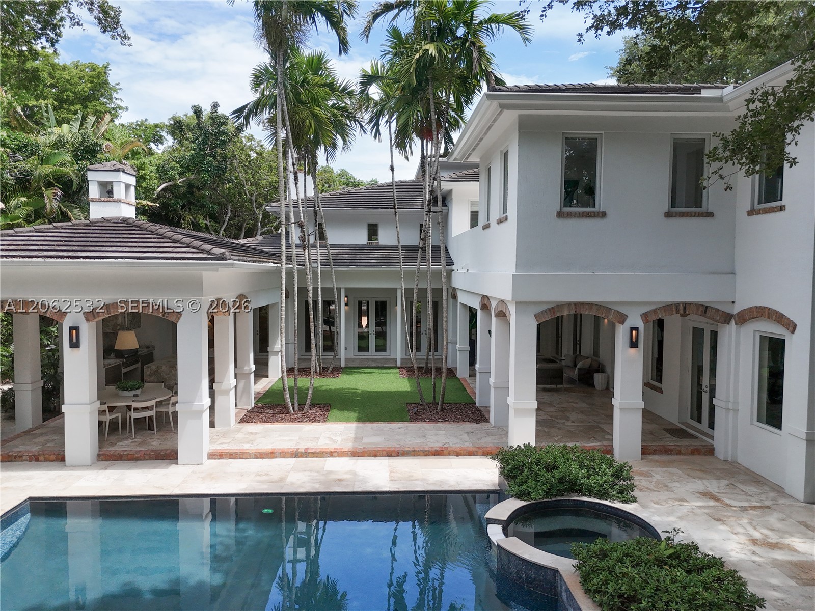 2820 Brickell Ave, Miami FL 33129