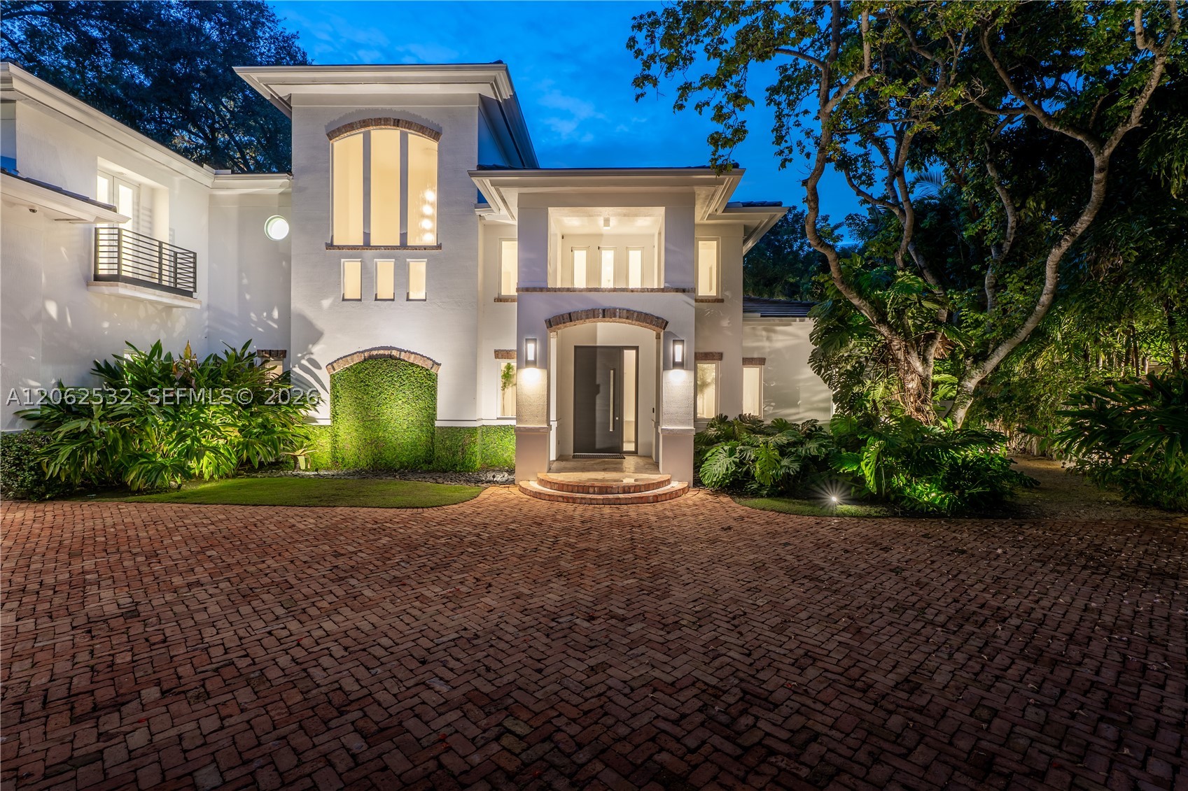 2820 Brickell Ave, Miami FL 33129