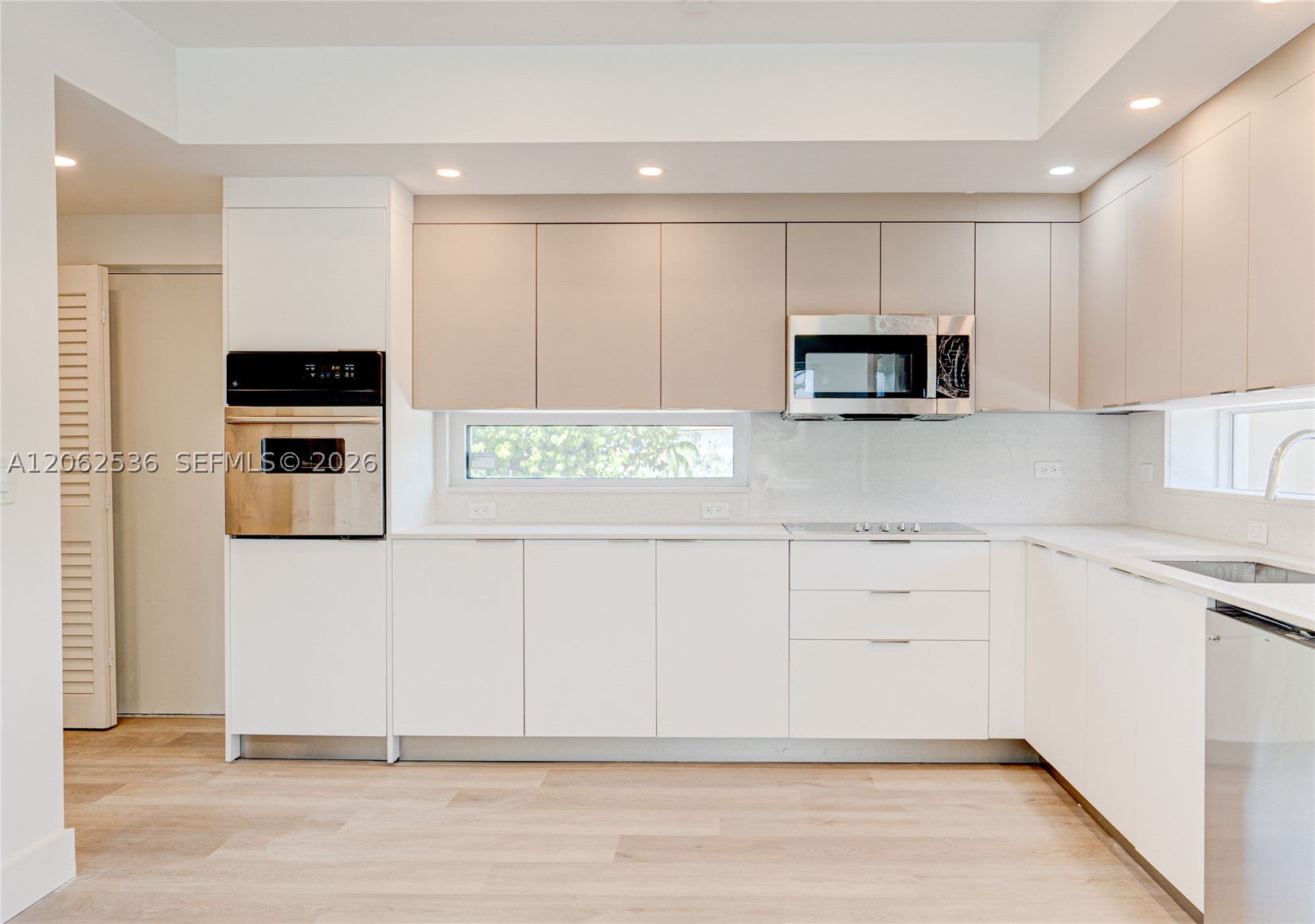 816 84th St #2, Miami Beach FL 33141