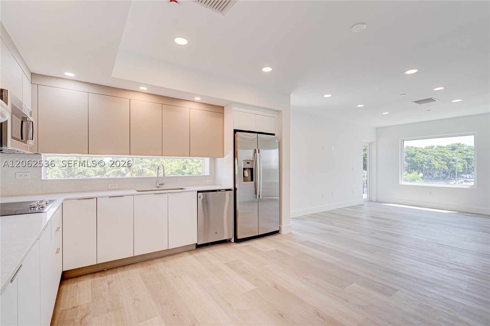 816 84th St #2, Miami Beach FL 33141