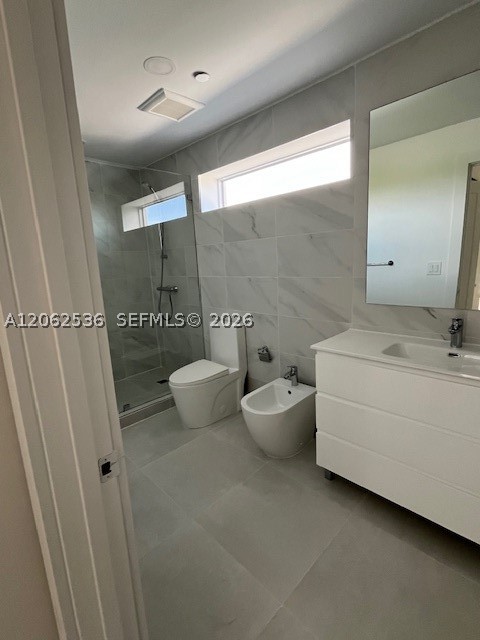 816 84th St #2, Miami Beach FL 33141
