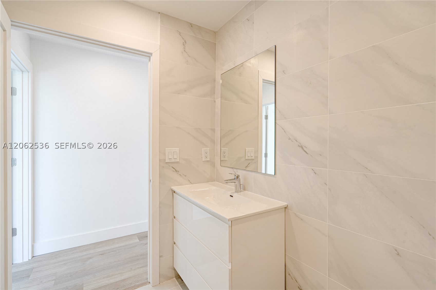 816 84th St #2, Miami Beach FL 33141