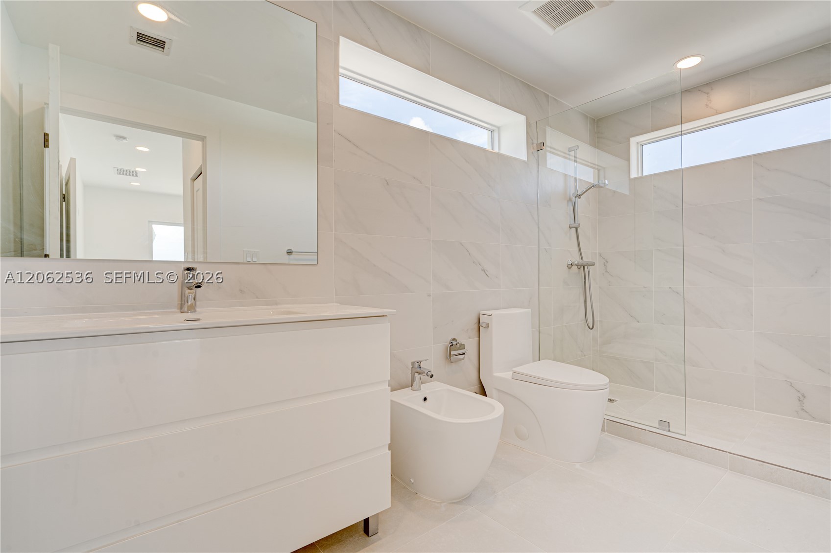 816 84th St #2, Miami Beach FL 33141