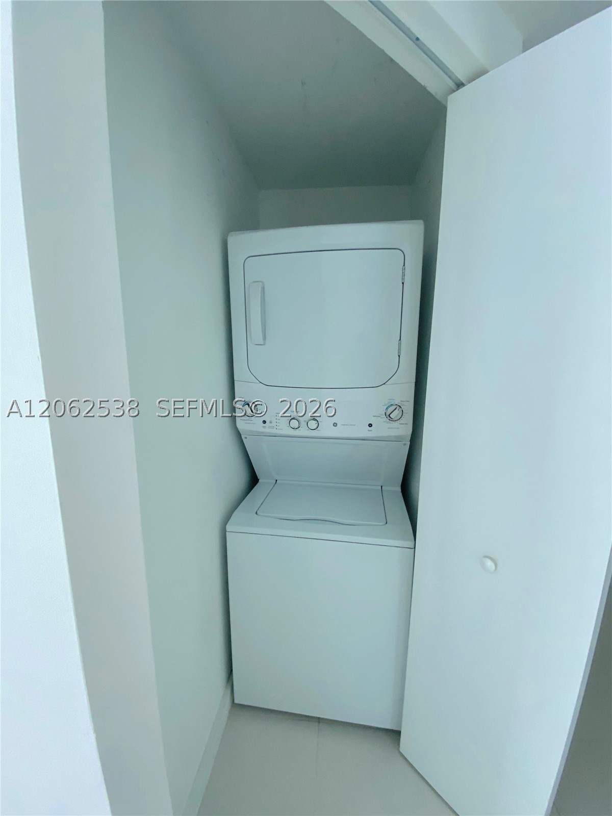 1300 S Miami Ave #2105, Miami FL 33130