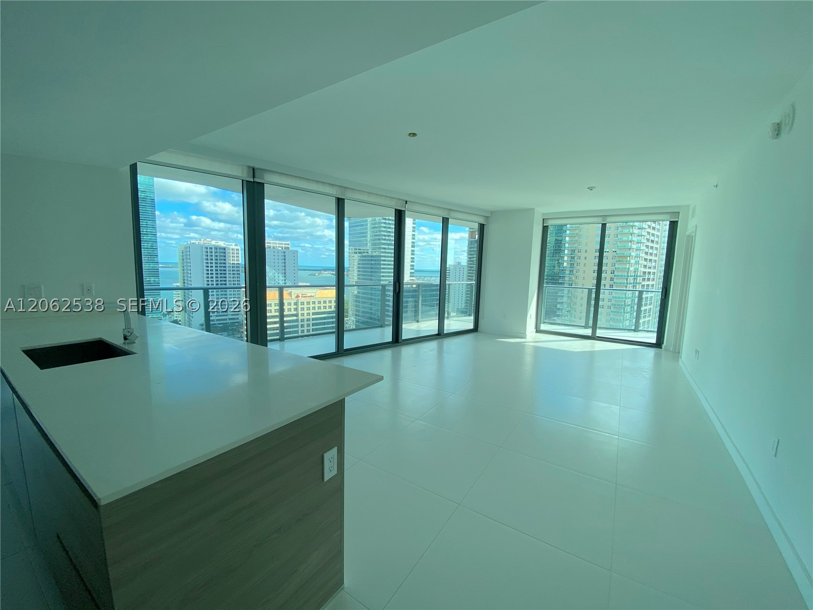 1300 S Miami Ave #2105, Miami FL 33130