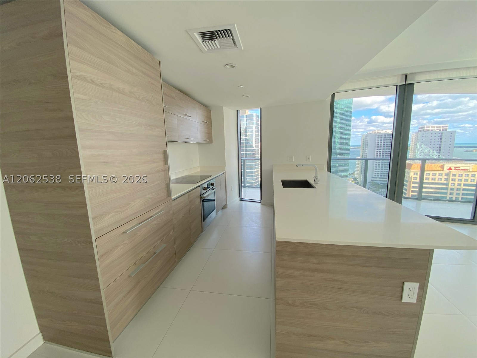 1300 S Miami Ave #2105, Miami FL 33130