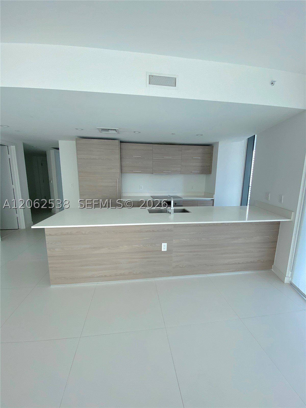 1300 S Miami Ave #2105, Miami FL 33130