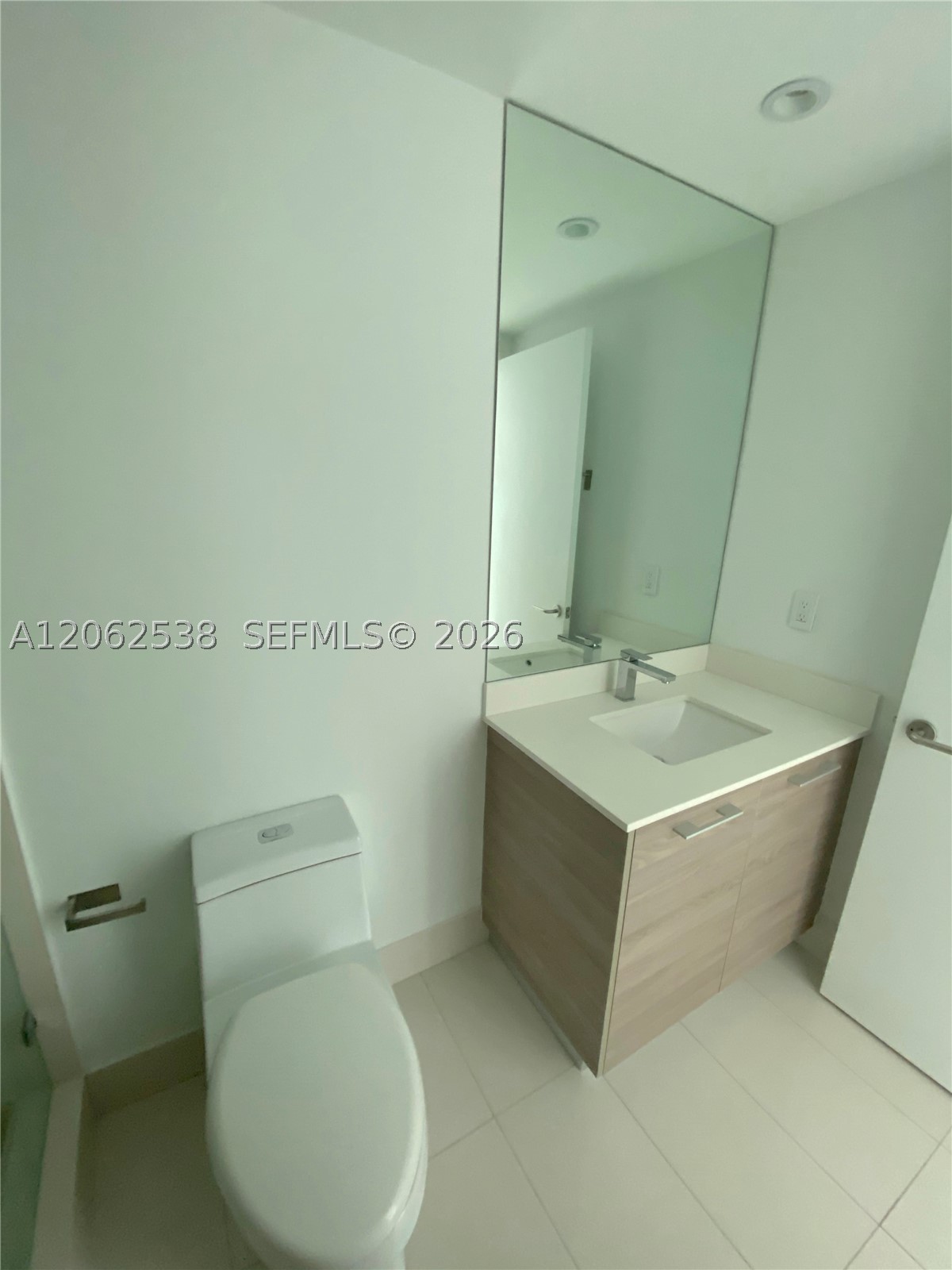 1300 S Miami Ave #2105, Miami FL 33130