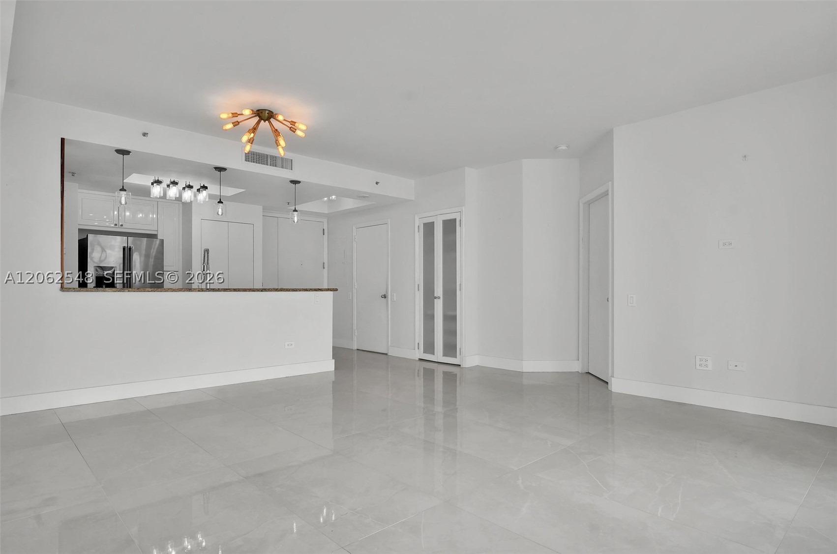 808 Brickell Key Dr #3007, Miami FL 33131