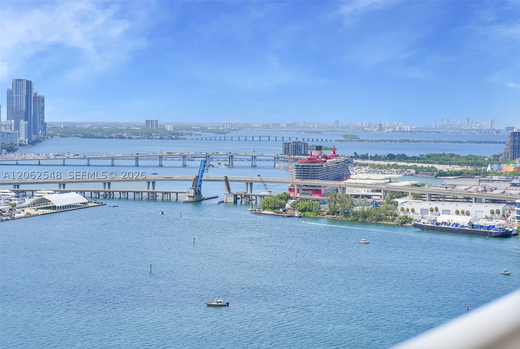 808 Brickell Key Dr #3007, Miami FL 33131