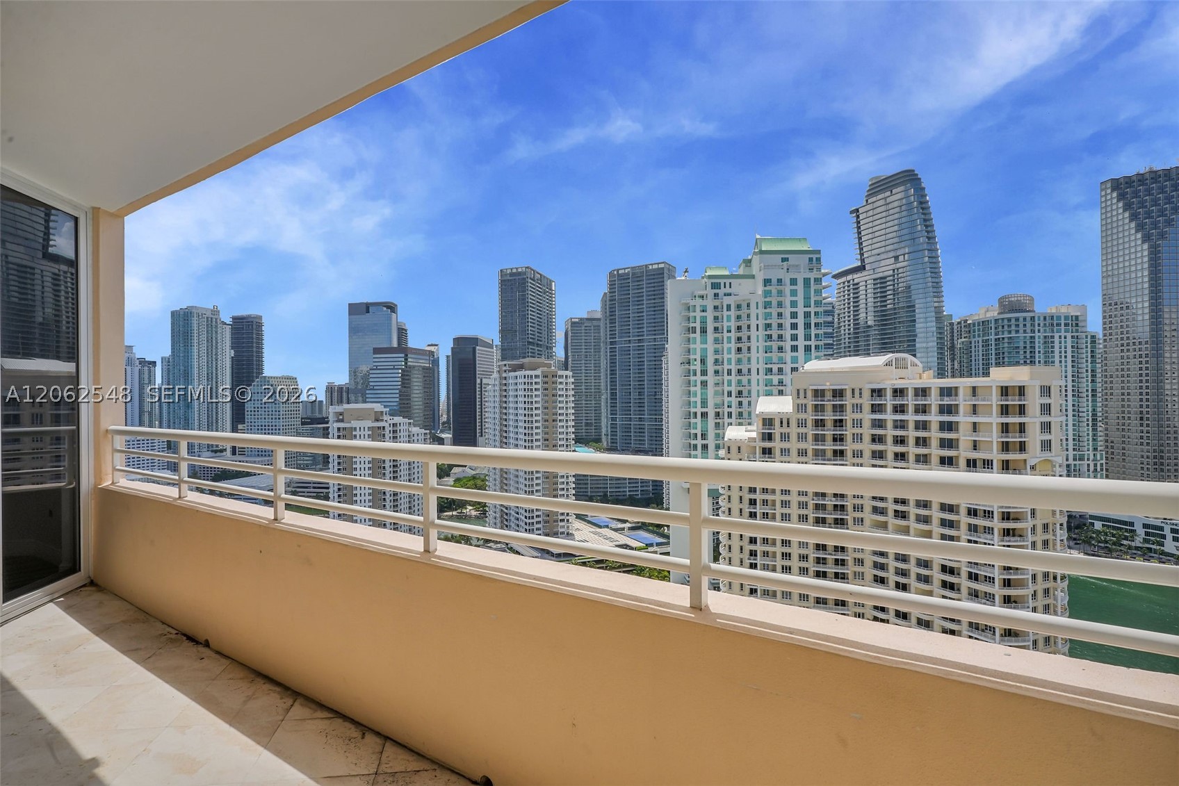808 Brickell Key Dr #3007, Miami FL 33131
