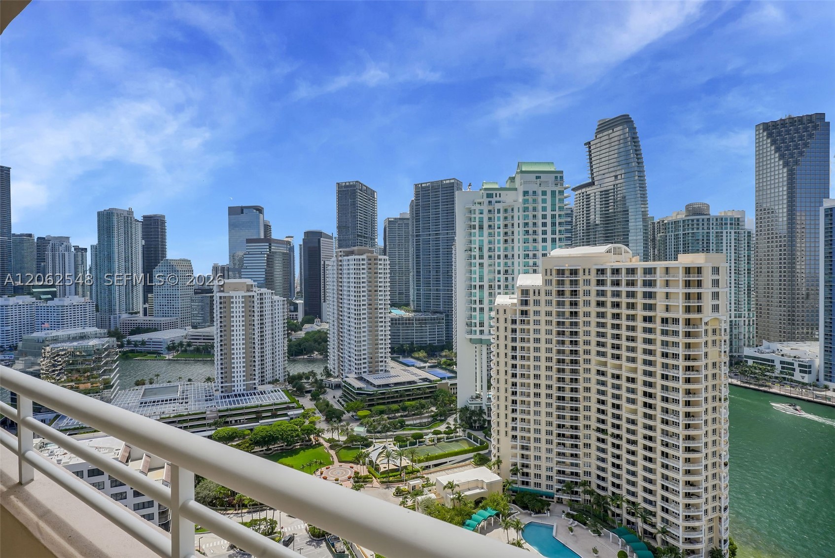 808 Brickell Key Dr #3007, Miami FL 33131