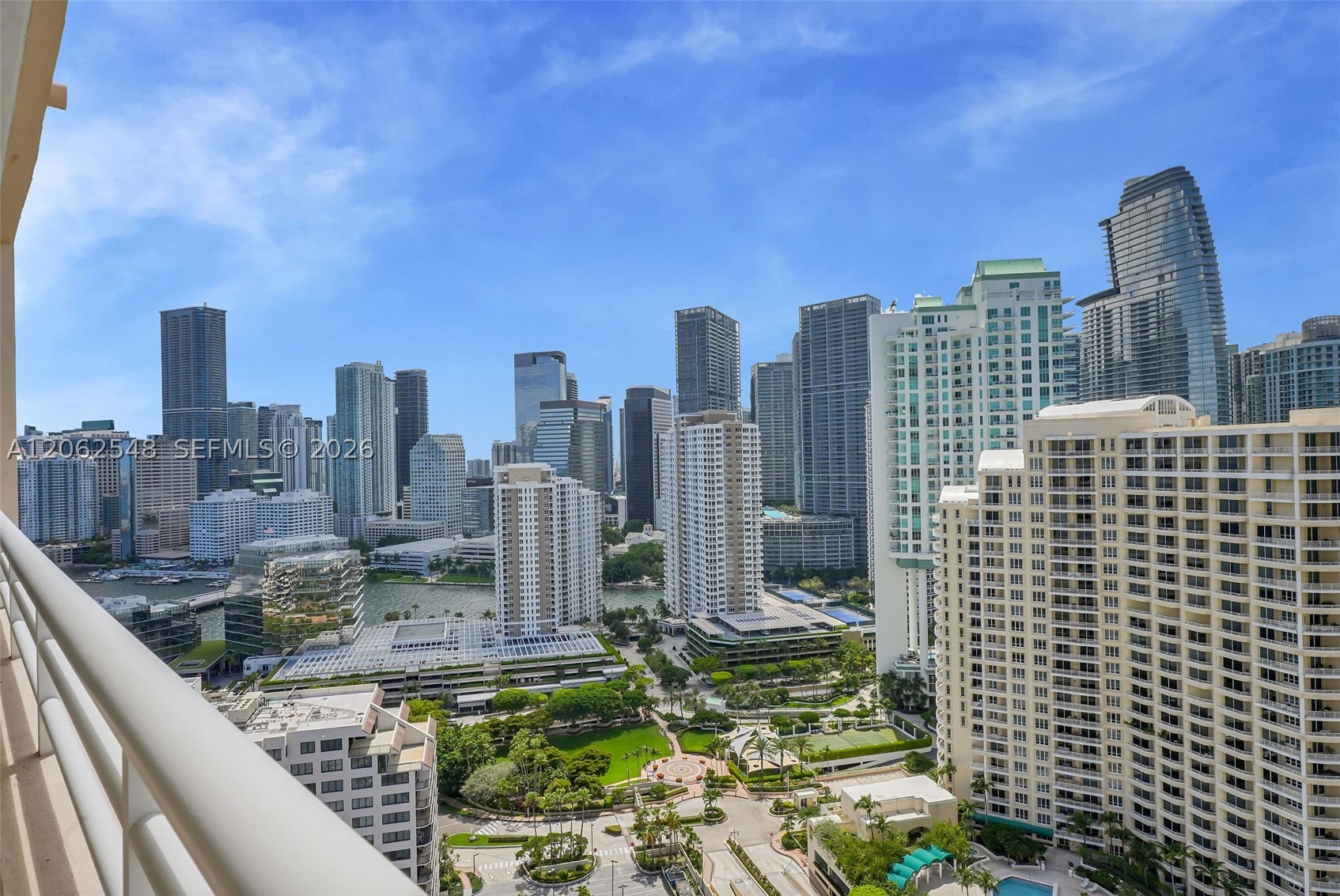 808 Brickell Key Dr #3007, Miami FL 33131