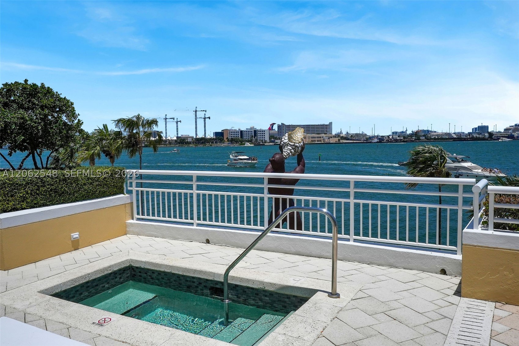808 Brickell Key Dr #3007, Miami FL 33131