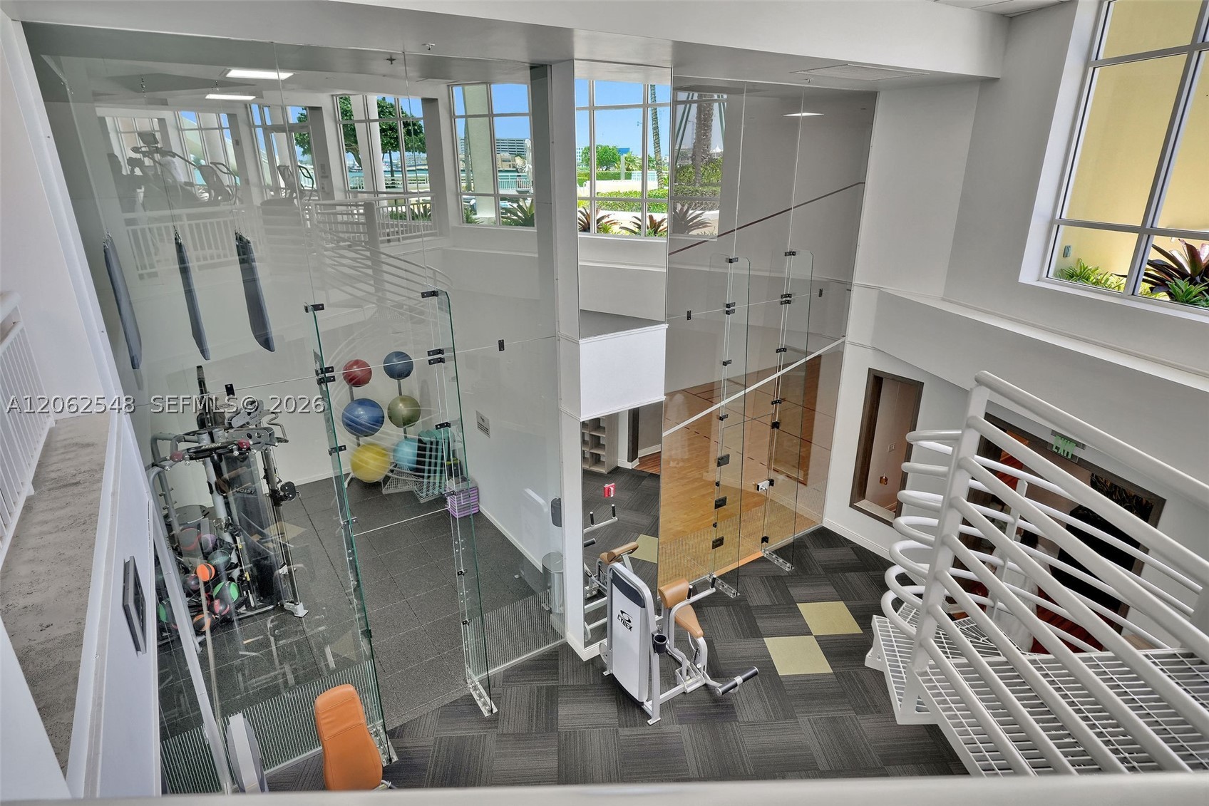 808 Brickell Key Dr #3007, Miami FL 33131