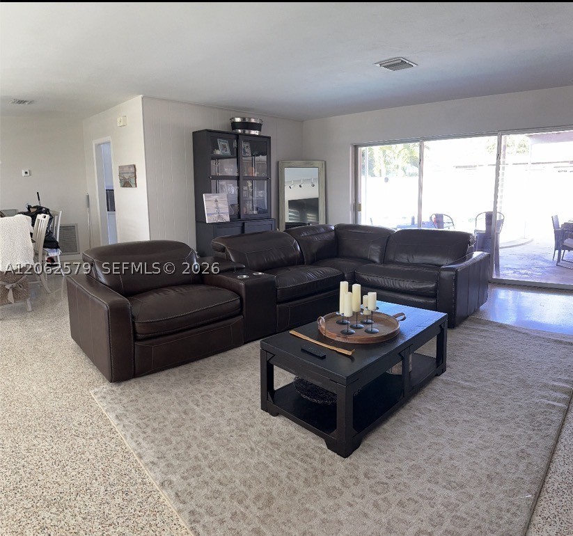 5001 SW 87th Pl #1, Miami FL 33165
