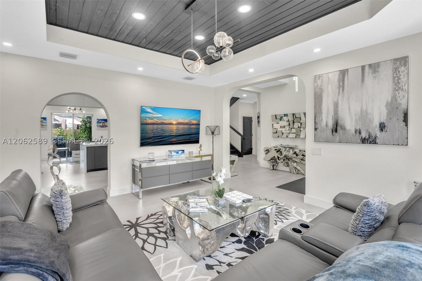 2521 Center Ave, Fort Lauderdale FL 33305