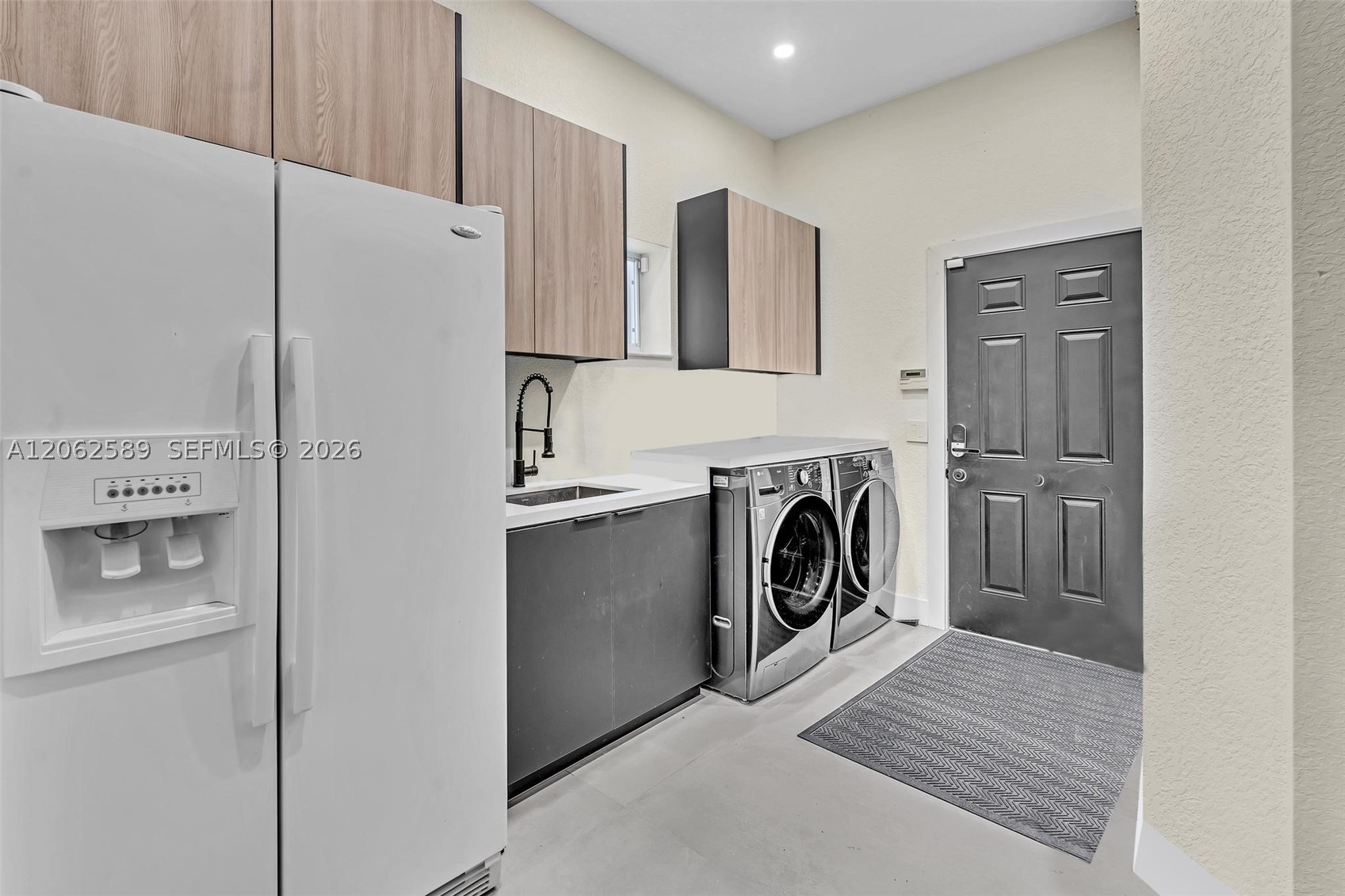 2521 Center Ave, Fort Lauderdale FL 33305