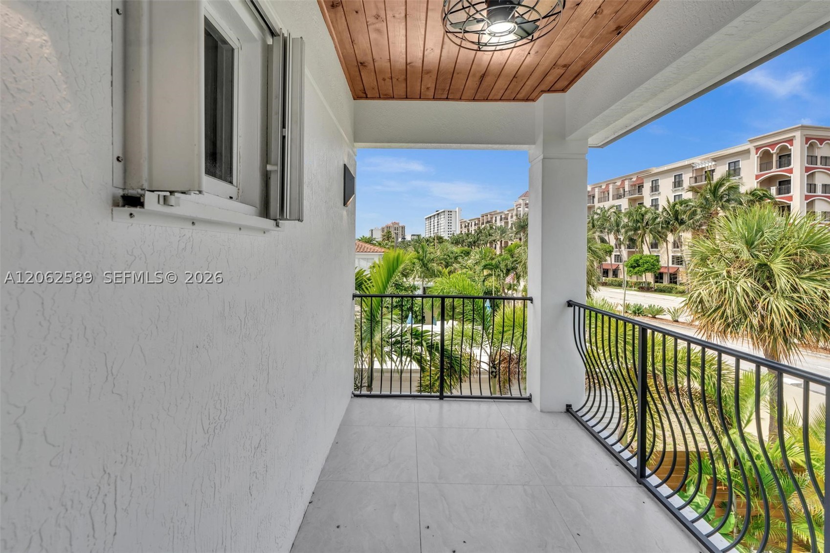 2521 Center Ave, Fort Lauderdale FL 33305