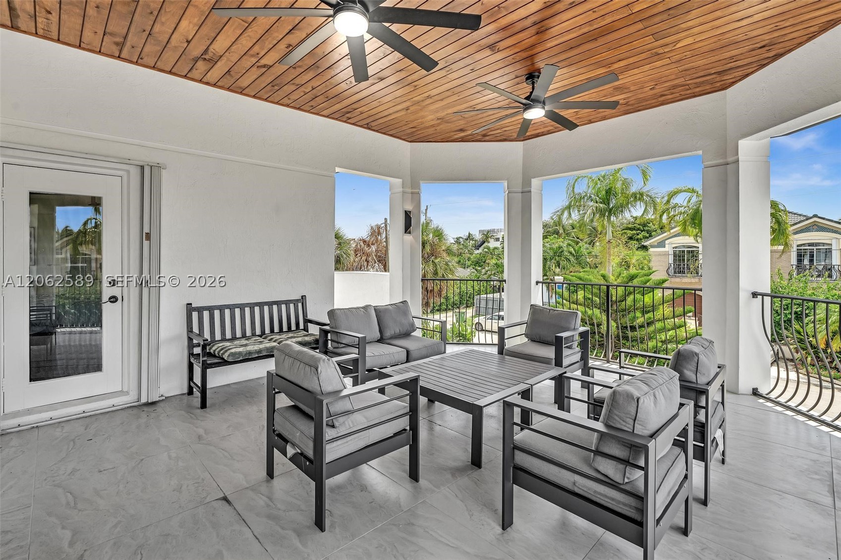 2521 Center Ave, Fort Lauderdale FL 33305