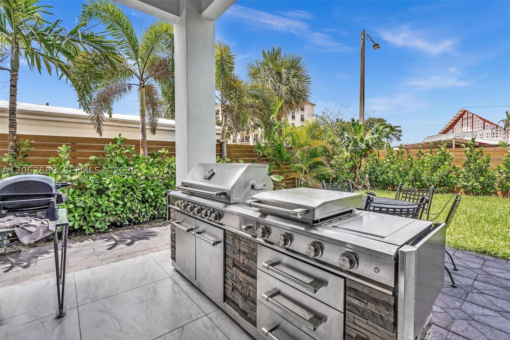 2521 Center Ave, Fort Lauderdale FL 33305
