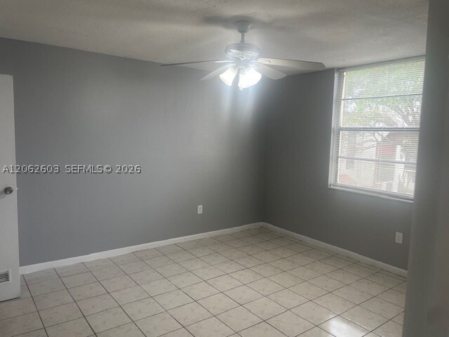1752 NW 55th Ave #203, Lauderhill FL 33313