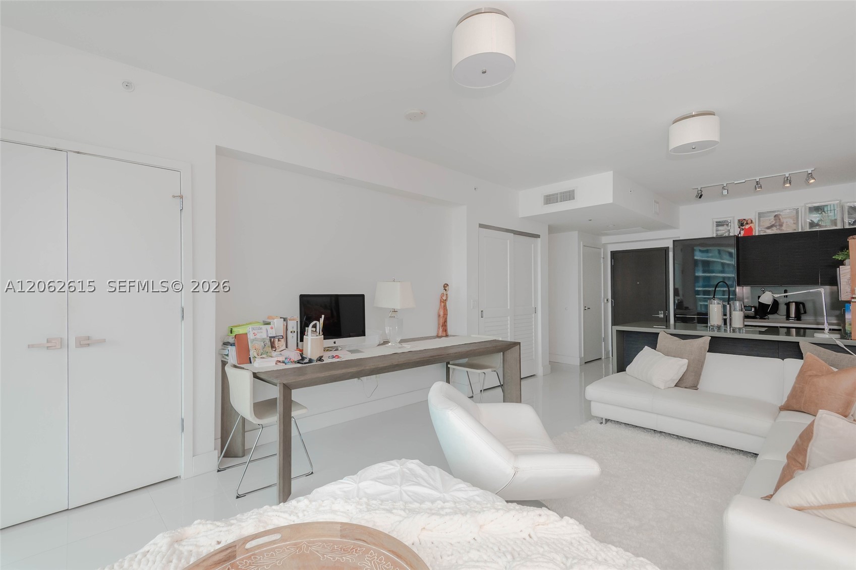 1080 Brickell Ave #3405, Miami FL 33131