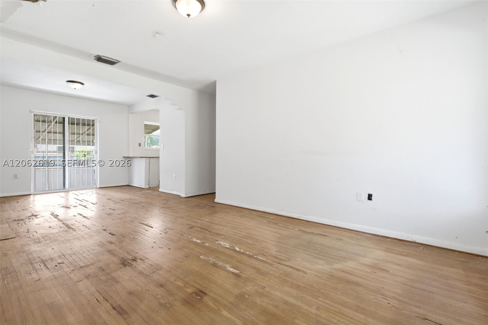 157 Lenape Dr, Miami Springs FL 33166