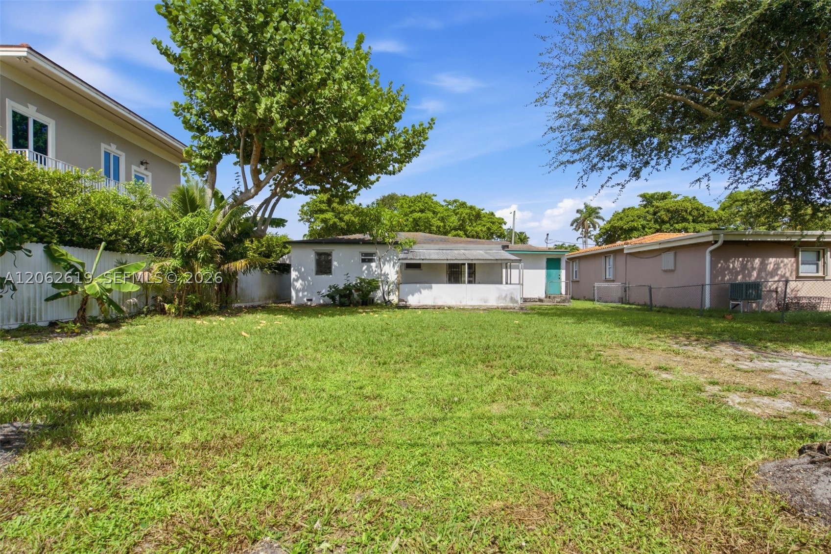 157 Lenape Dr, Miami Springs FL 33166