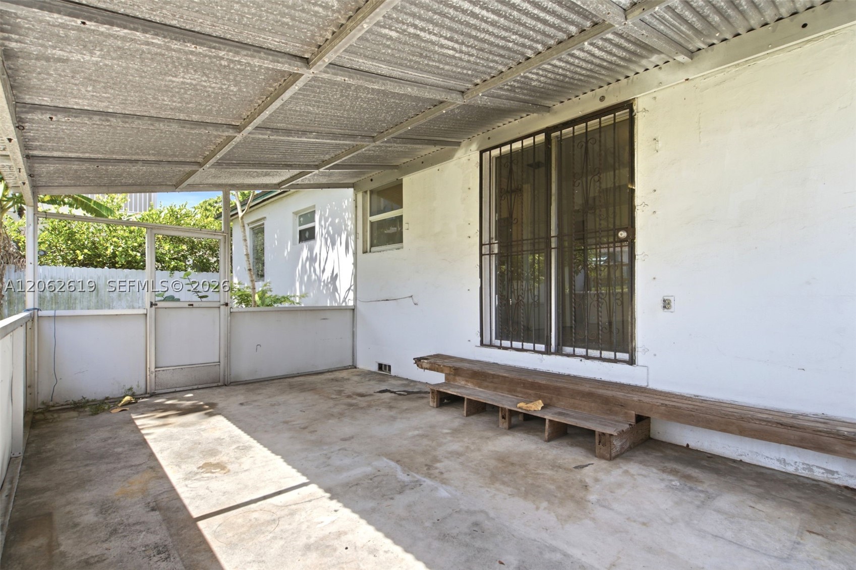 157 Lenape Dr, Miami Springs FL 33166