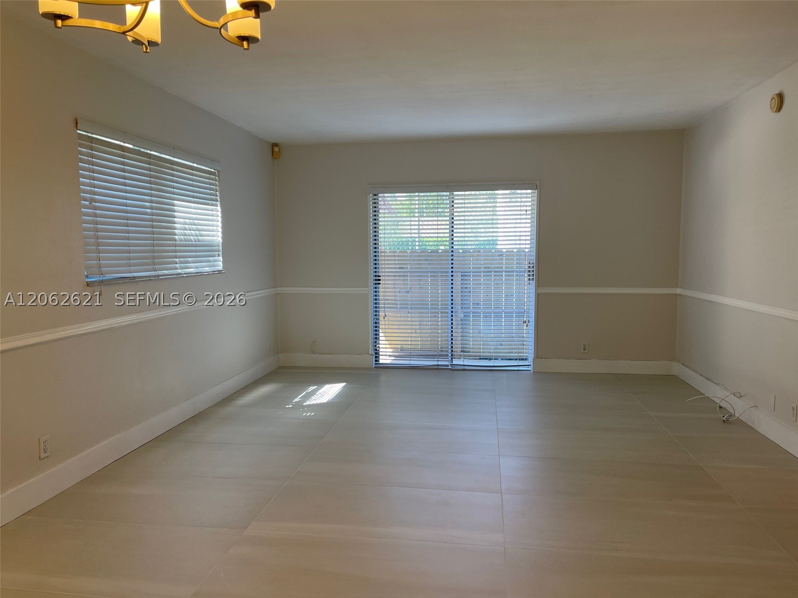 6703 N Kendall Dr #404, Pinecrest FL 33156